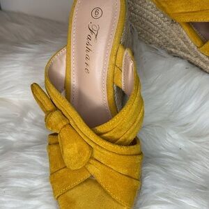 Yellow Espadrille Shoes with Suede Finish